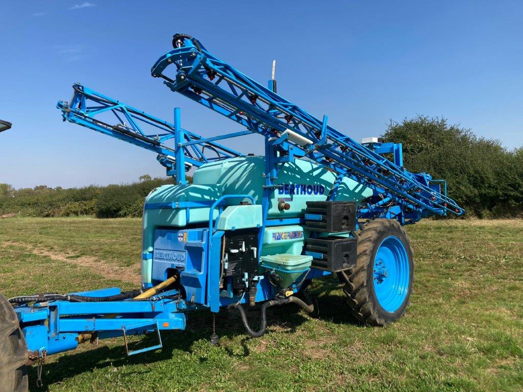 Used Sprayers - Trailed