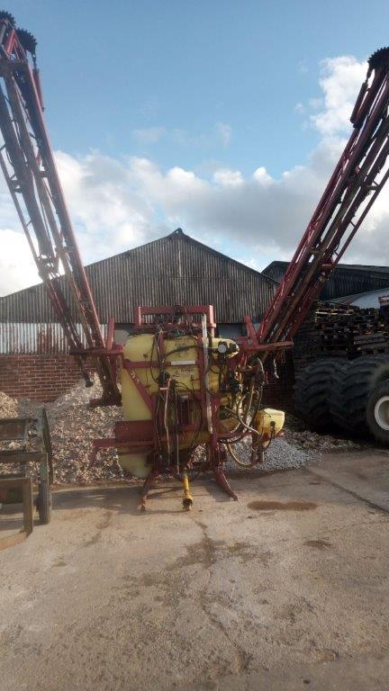 Used Hardi Mega 1000ltr 20mtr